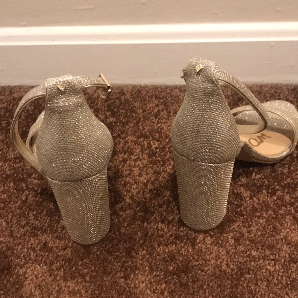 Heels - Picture 3 of 3